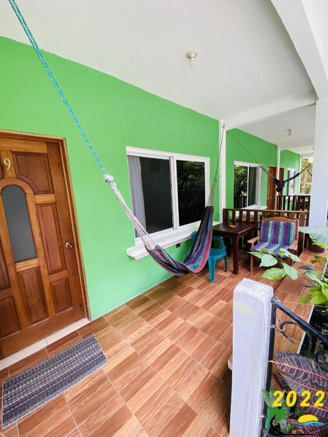 Sun Breeze Hotel El Remate Zewnętrze zdjęcie