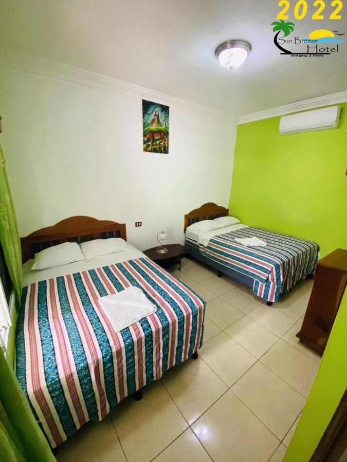 Sun Breeze Hotel El Remate Zewnętrze zdjęcie